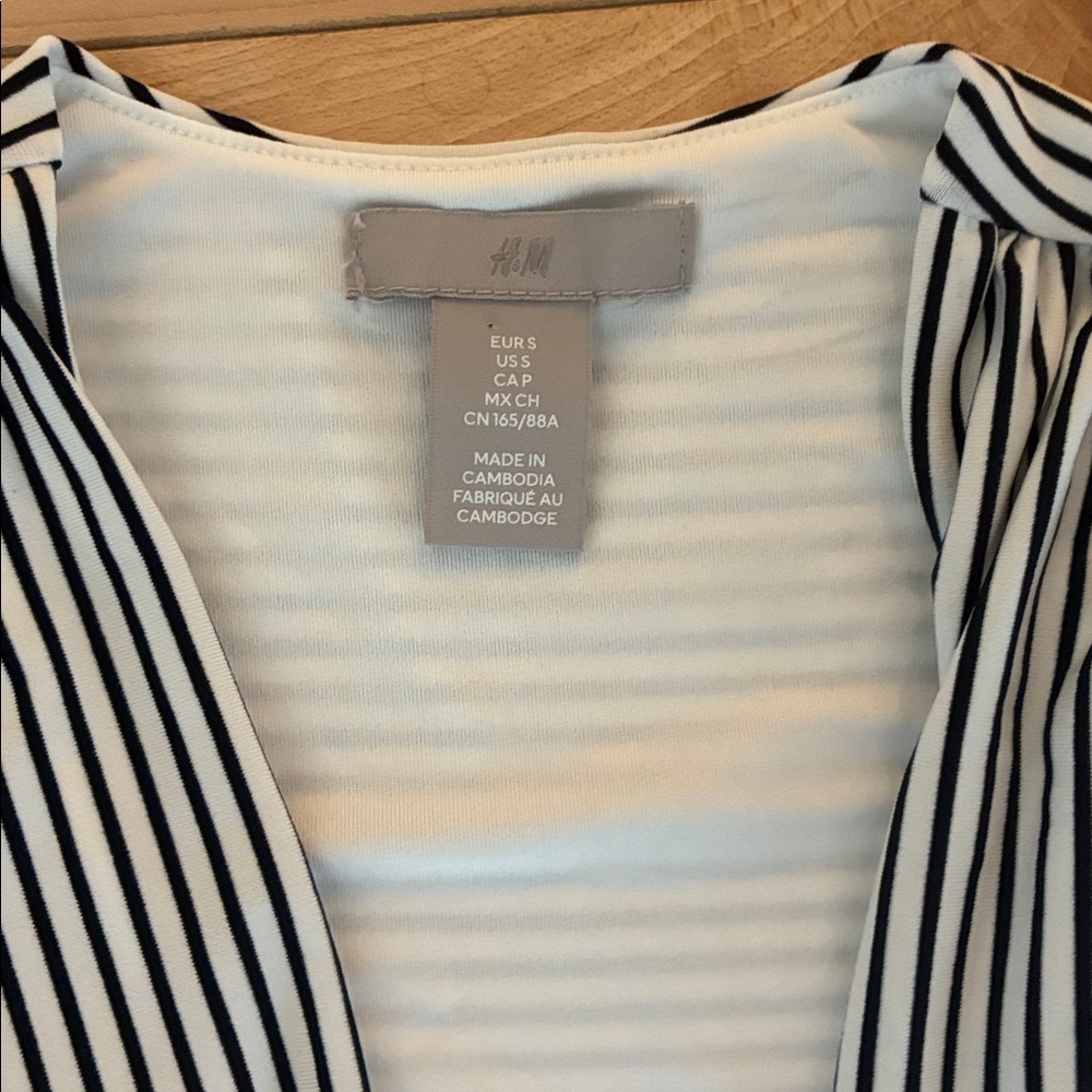 H&M Striped Top - Picture 2 of 3